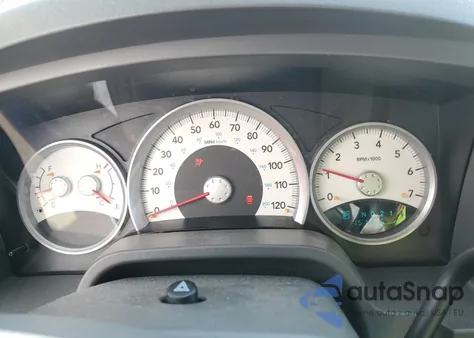 2006 Dodge Dakota Quad Slt z USA, uszkodzony, nr VIN 1D7HW48NX6S589635